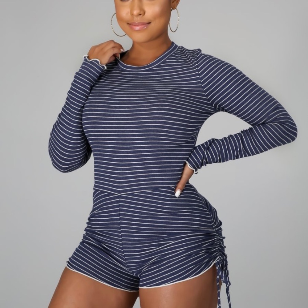 Stripe long sleeve romper nice fit and stretch